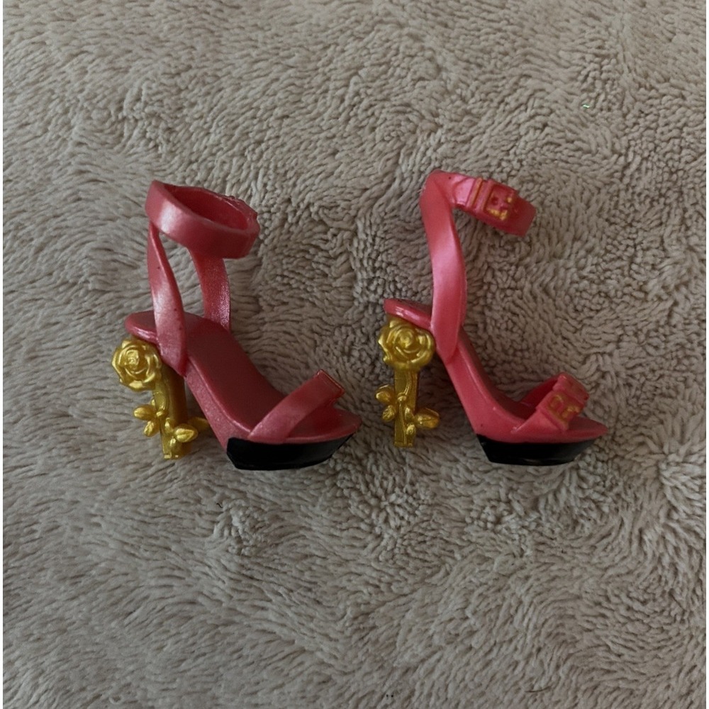 Rainbow High Daria Roselyn Doll  Shoes Red Gold Rose High Heels Sandals